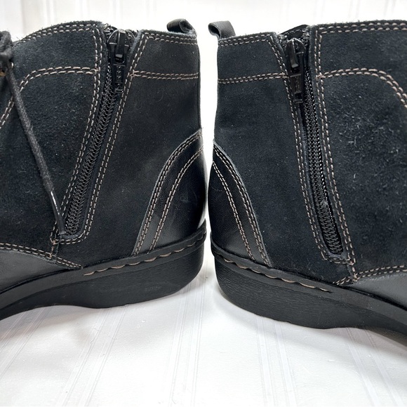 Clarks Whistle Watch Black Leather & Suede Lace Up & Zipper Boots Women size 10 - Picture 8 of 13